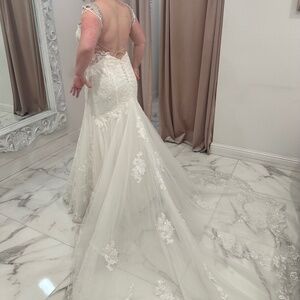 Essence of Australia wedding dress